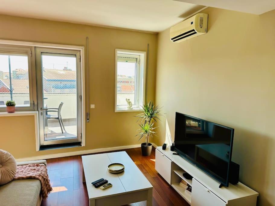 Ferienwohnung Renovado Com Ac, 2 Wc Completos, Terraco E Garagem Porto Exterior foto