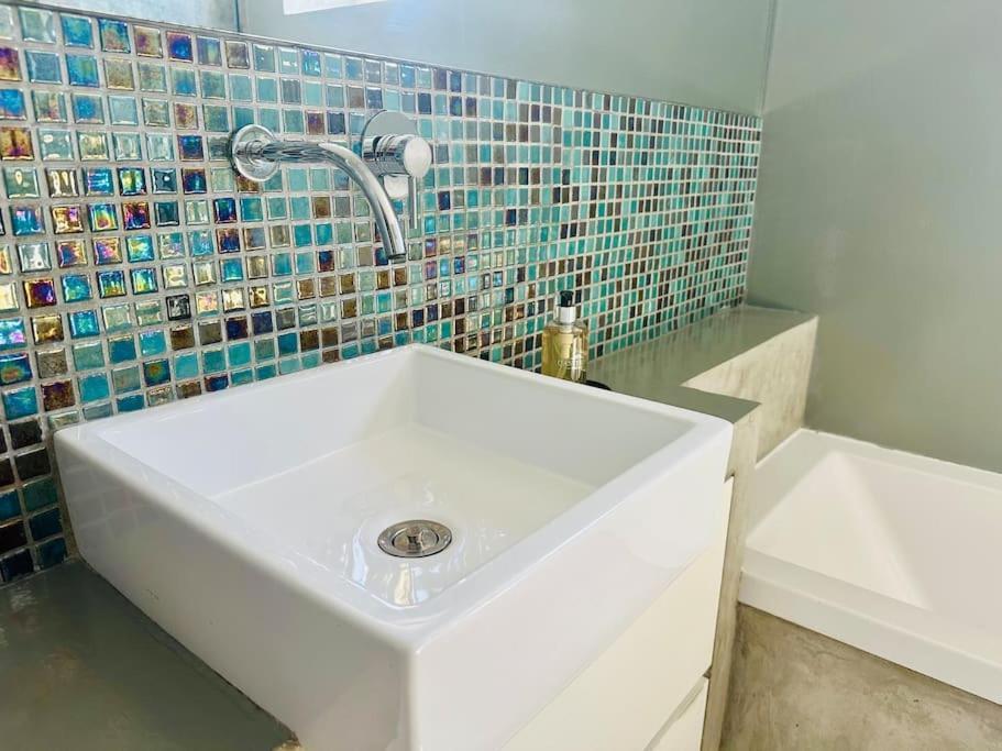 Ferienwohnung Renovado Com Ac, 2 Wc Completos, Terraco E Garagem Porto Exterior foto